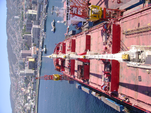 Narrow-floating-dry-dock.jpg